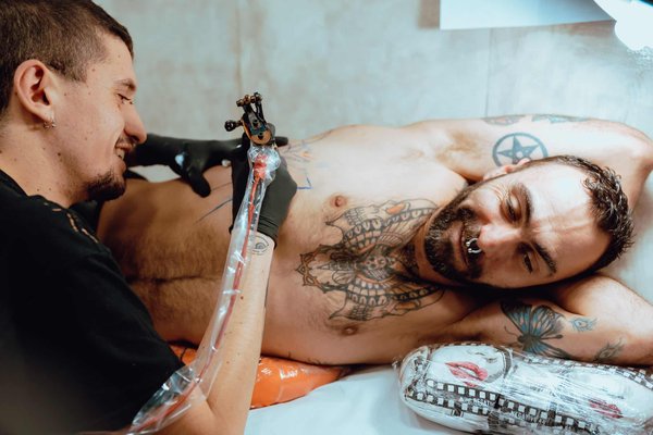 Quand l'art s'exprime sur la peau : Où trouver le meilleur tatoueur à Nice ?